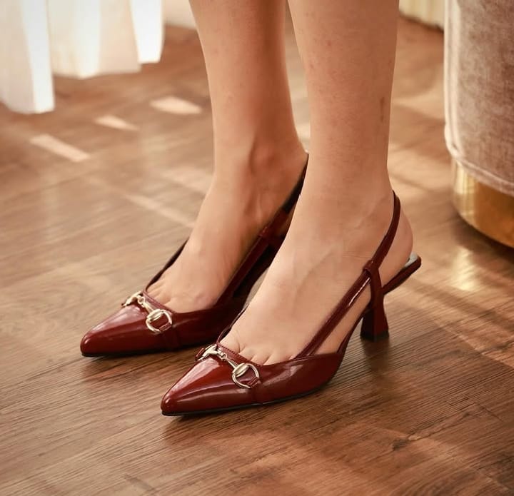 "Luxury Women’s Heels – Elegant Style with Perfect Comfort"