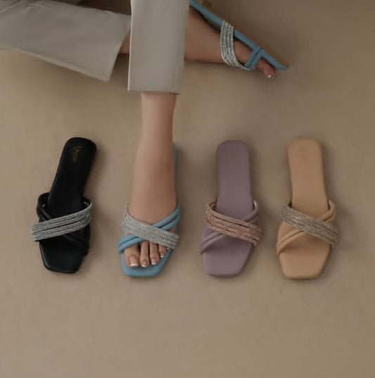 Ladies Flat – Comfortable & Stylish Everyday Wear